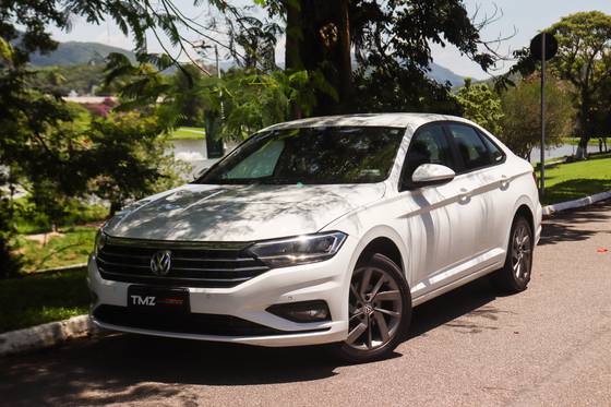 VOLKSWAGEN JETTA 1.4 250 TSI TOTAL FLEX COMFORTLINE TIPTRONIC VOLKSWAGEN JETTA 1.4 250 TSI TOTAL FLEX COMFORTLINE TIPTRONIC